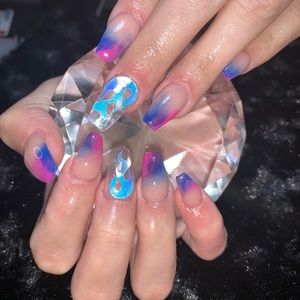 Meet your Posher, Liz